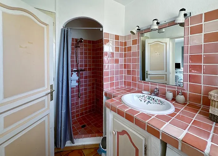 Superbe Emplacement , Terrasse Et Parking! Apartamento *